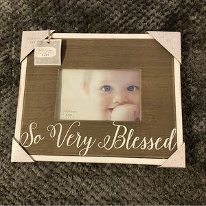 Belle Maison “So Very Blessed" painted wood photo frame 4" x 6"